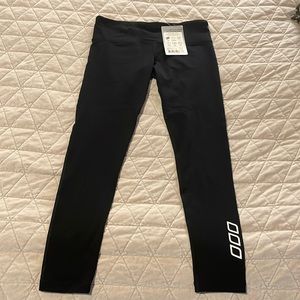 Lorna Jane NWT size M black riptide full length